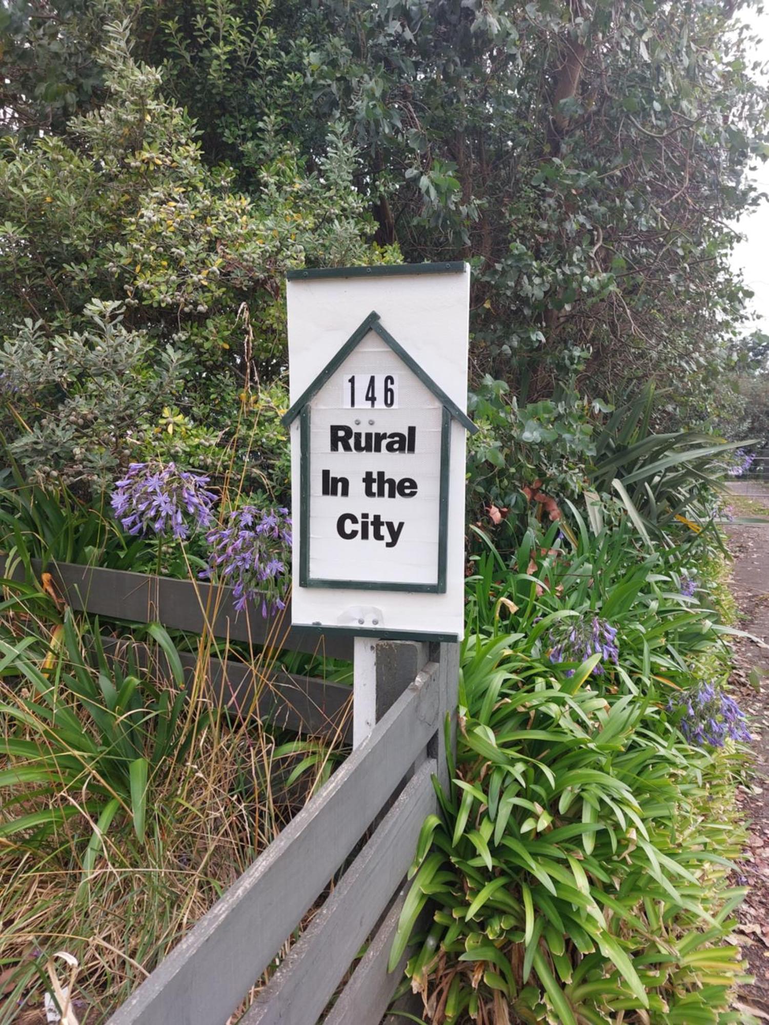 Rural In The City Palmerston North Bagian luar foto
