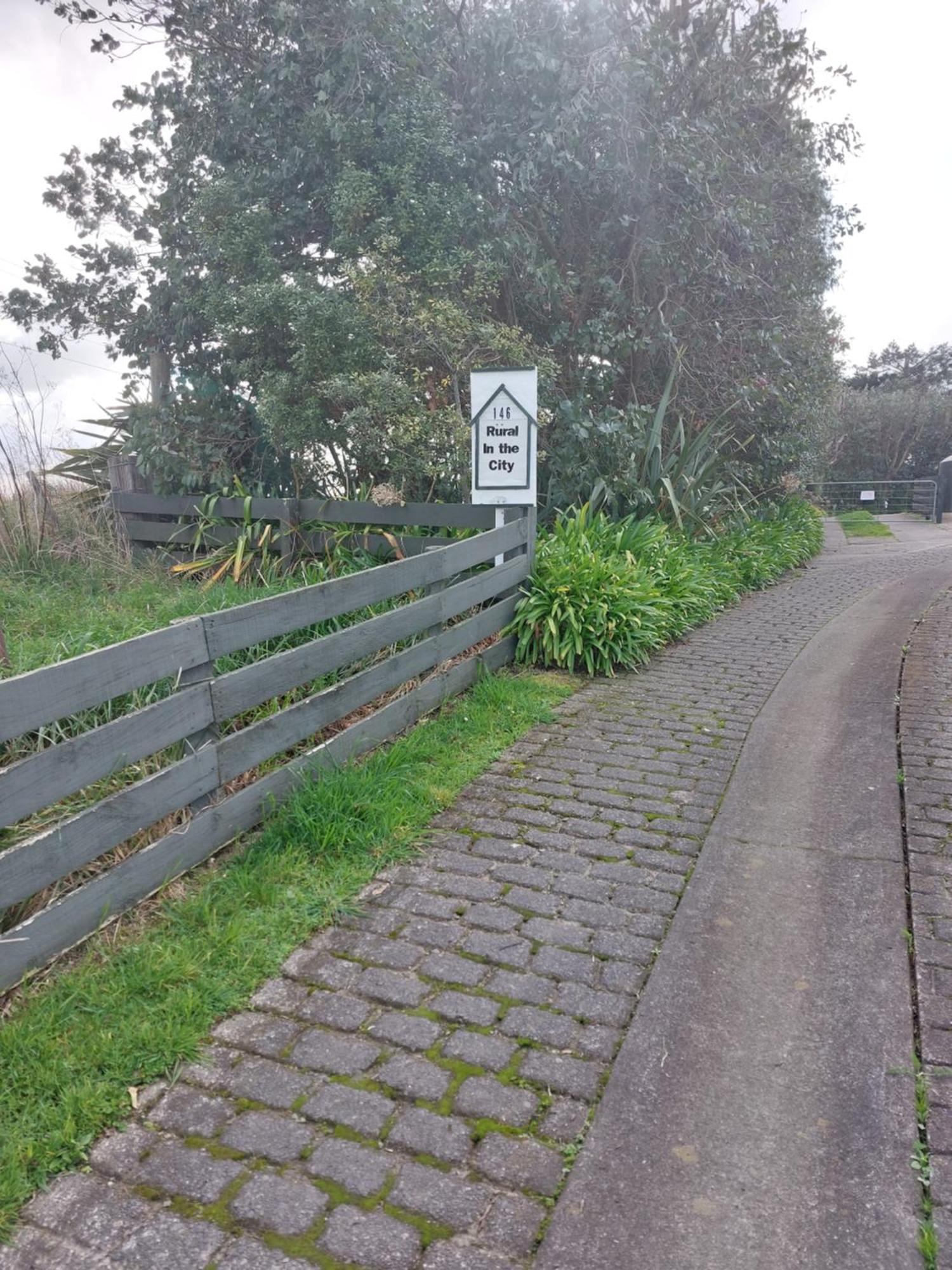Rural In The City Palmerston North Bagian luar foto